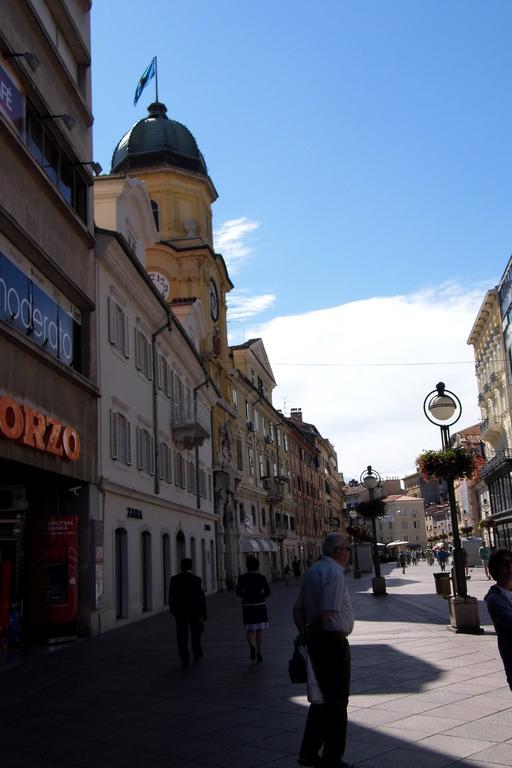 Studio&Rooms Korzo Rijeka Buitenkant foto